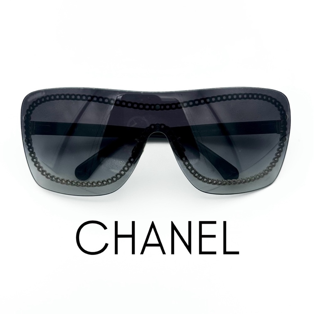 CHANEL Smoke Grey Black Sunglasses Gold Chain Detail Luxury Authentic Designer